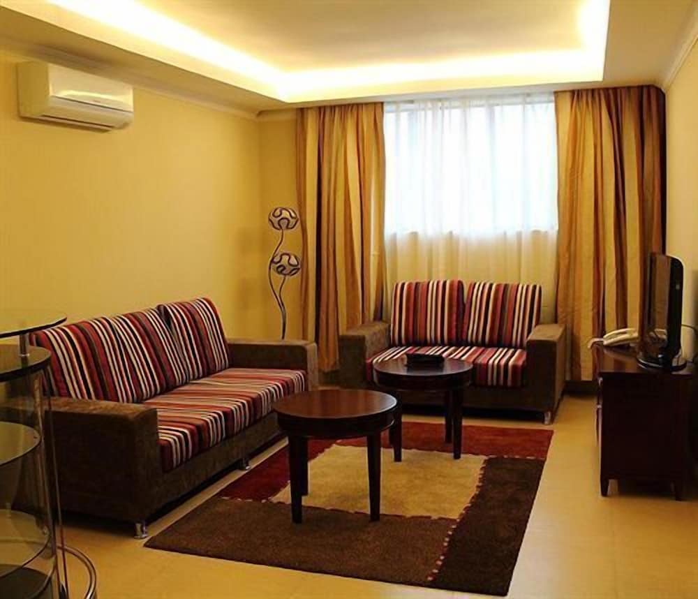 Roca Golf Hotel 20/36