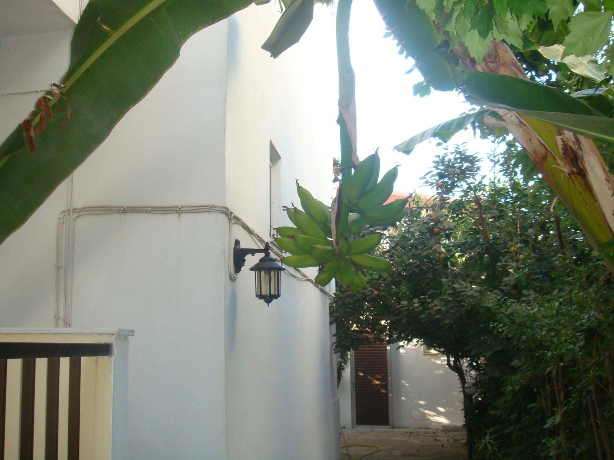 Karis Hotel 40/50
