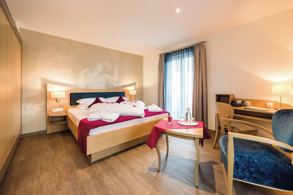 Villa Ludwig Suite Hotel 17/50