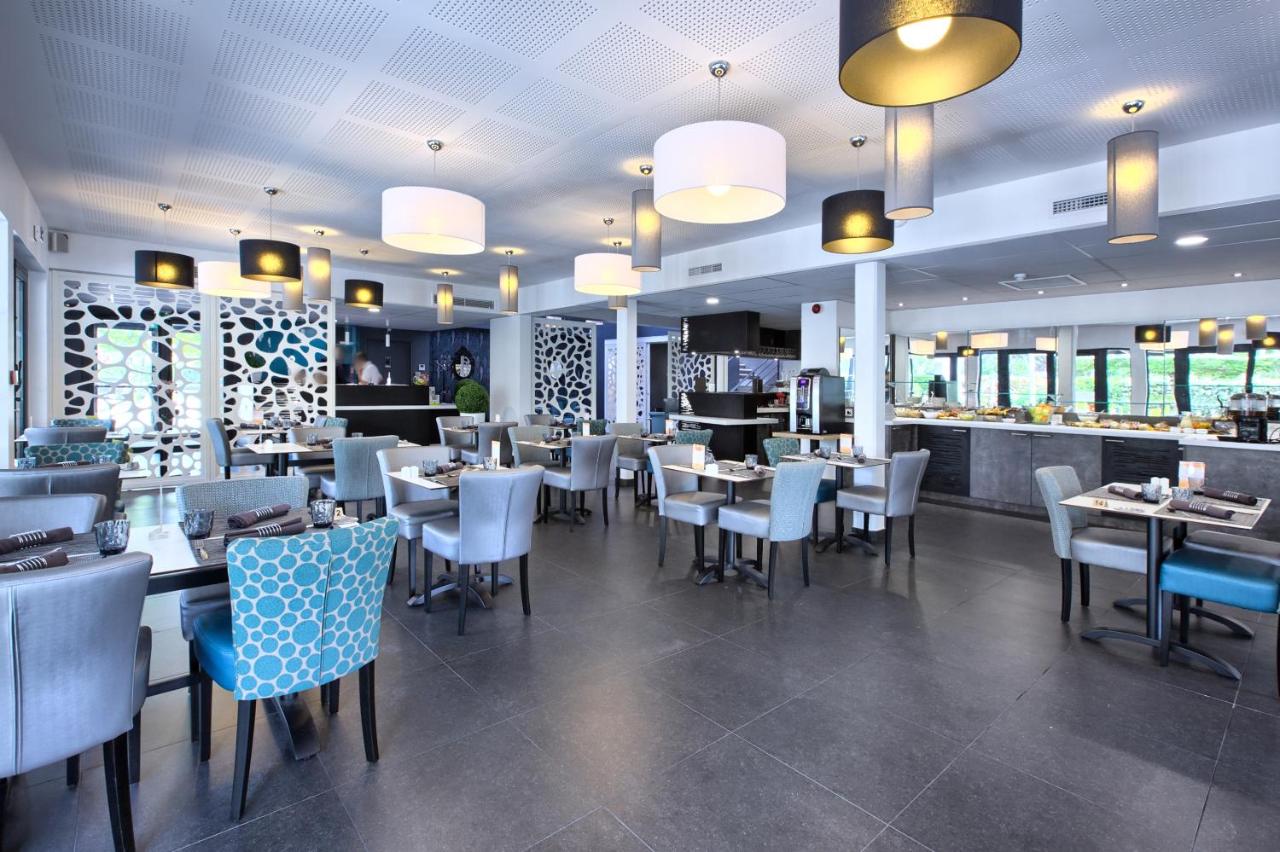 AU COMTÉ D'ORNON HOTEL & SPA 19/23
