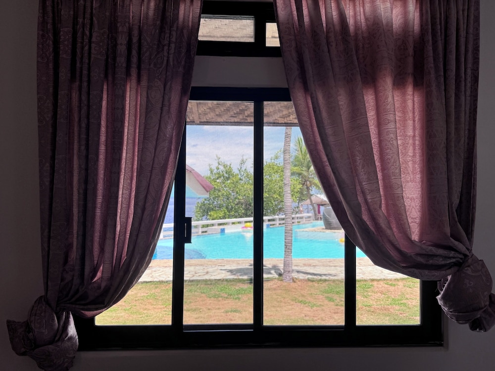 Cliffside Resort Panglao 39/68