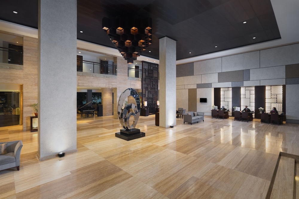 Hotel Santika Mataram 30/70