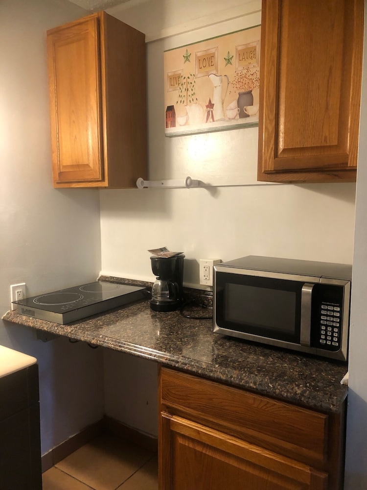 ANS Inn & Suites 7/50