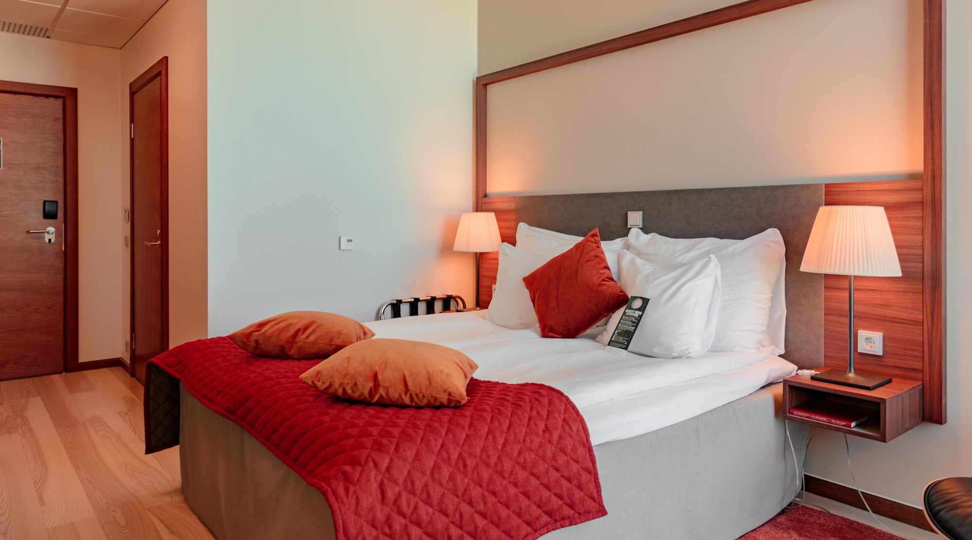 SUPERIOR, KING BED, SEA VIEW