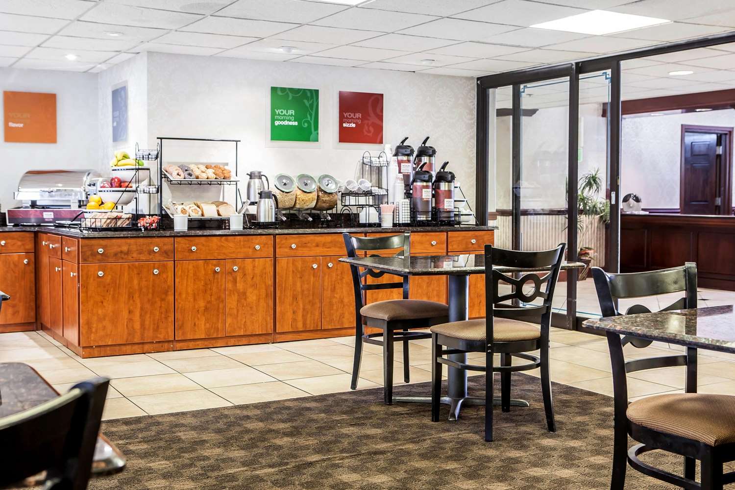 restaurant cafeteria