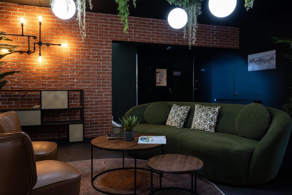 Tulip Inn Beaune 27/48