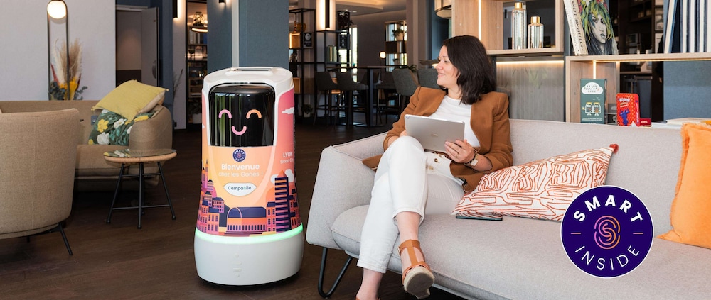 Campanile Smart Lyon Est Bron 41/46