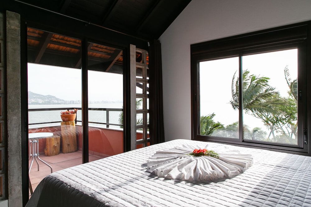 Panoramic, King Bed, Murphy Bed, Sea View, Balcony