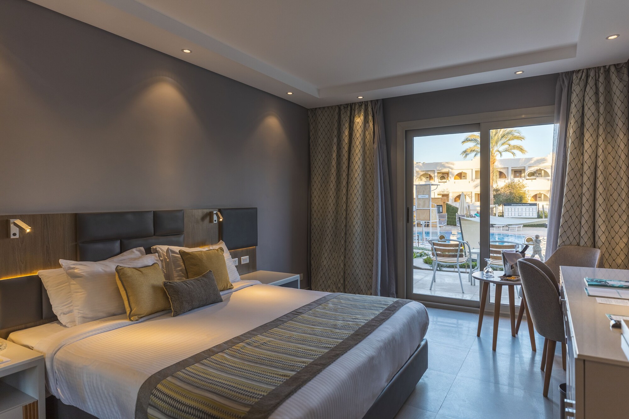 Family Suite, Pool View