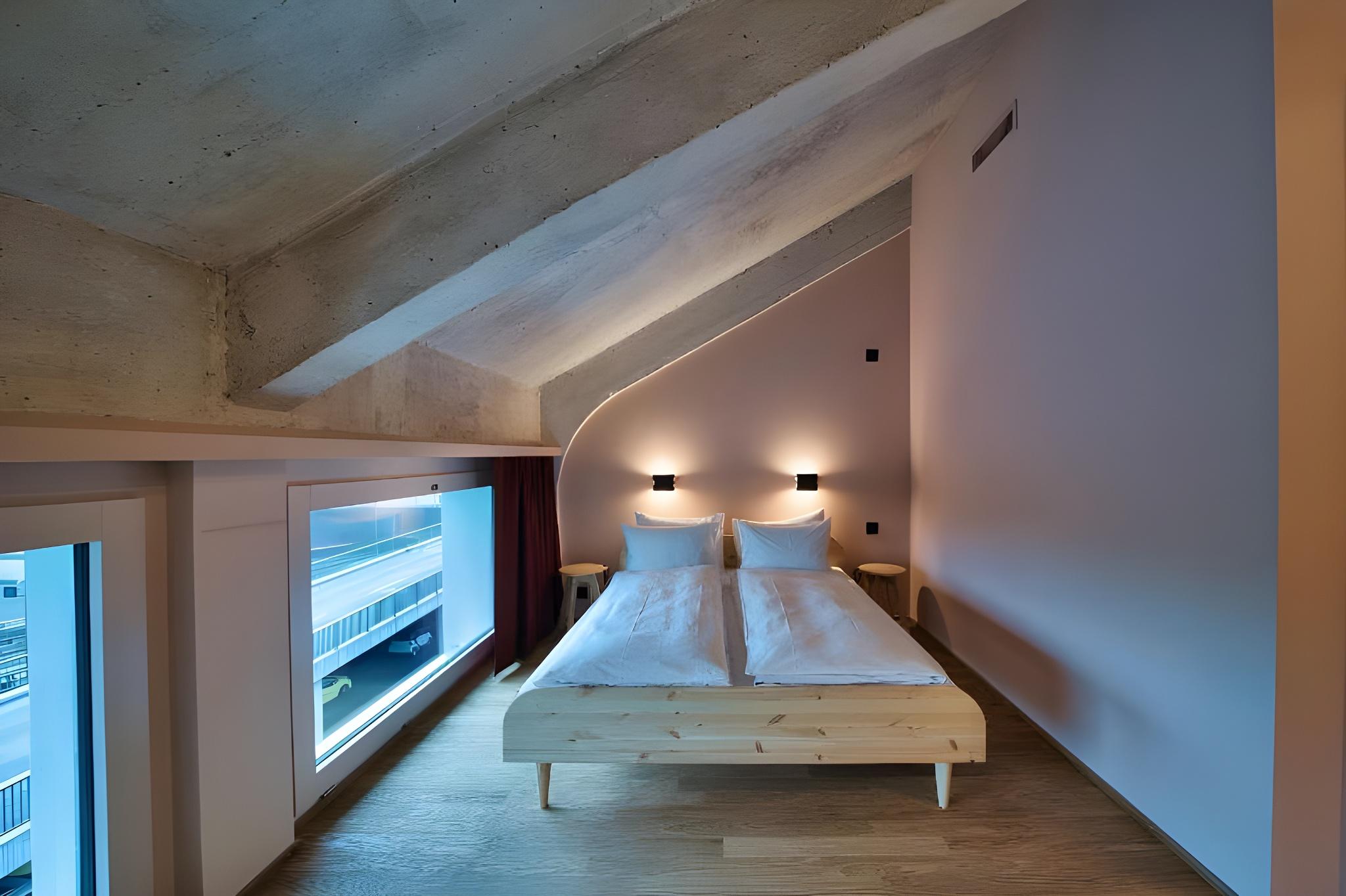 Silo Design and Boutique Hostel 9/28