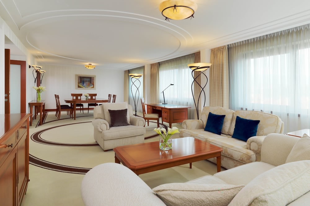 Westin Zagreb Hotel 44/68