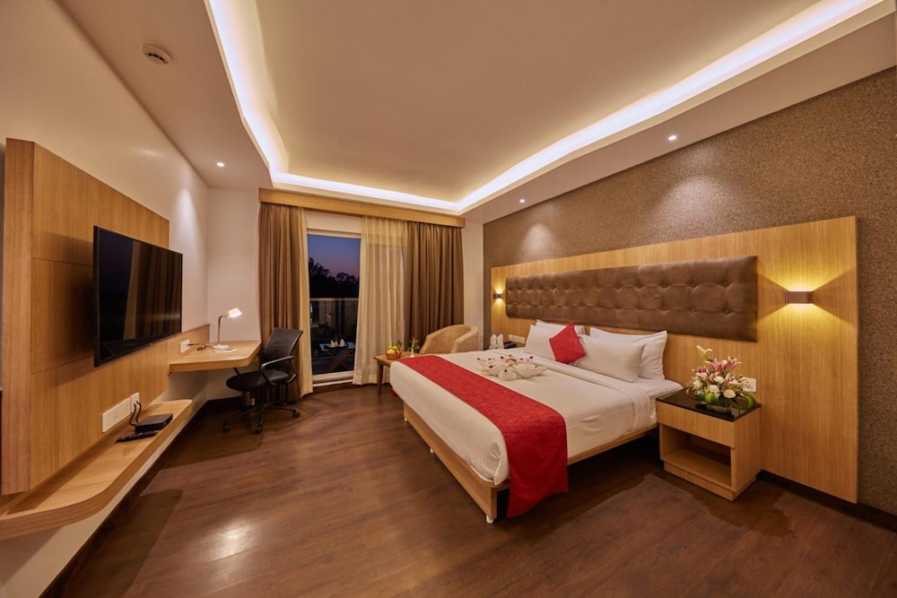 Shivas Galaxy Hotel 17/41