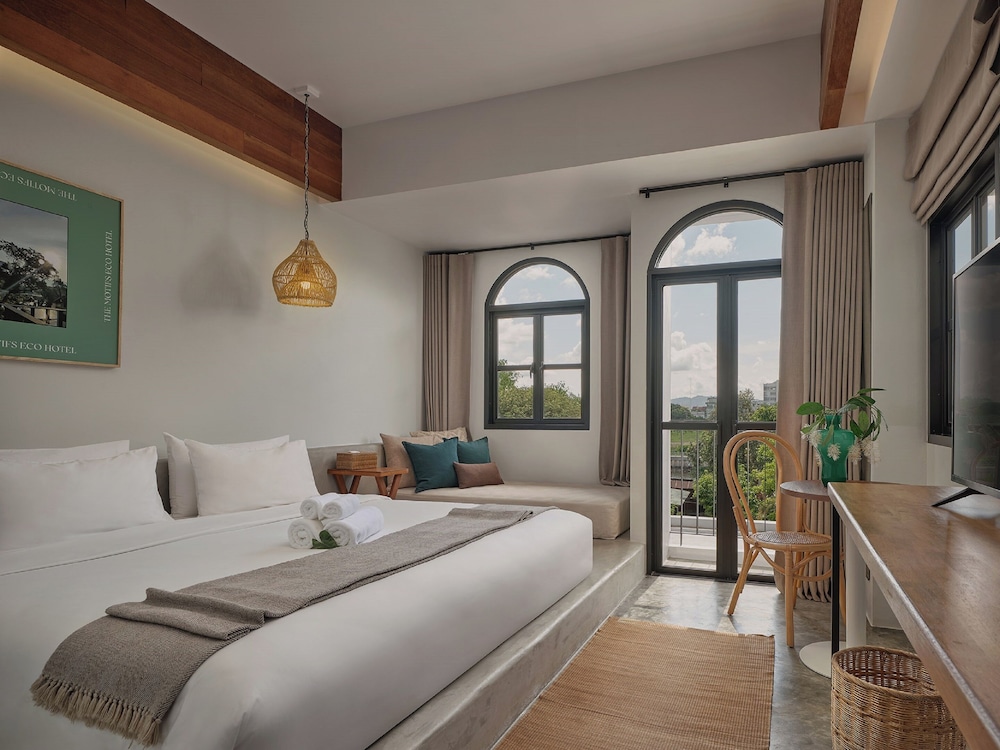 The Motifs Eco Hotel 12/50