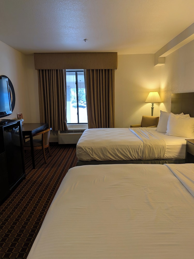 Catalina Inn 10/40