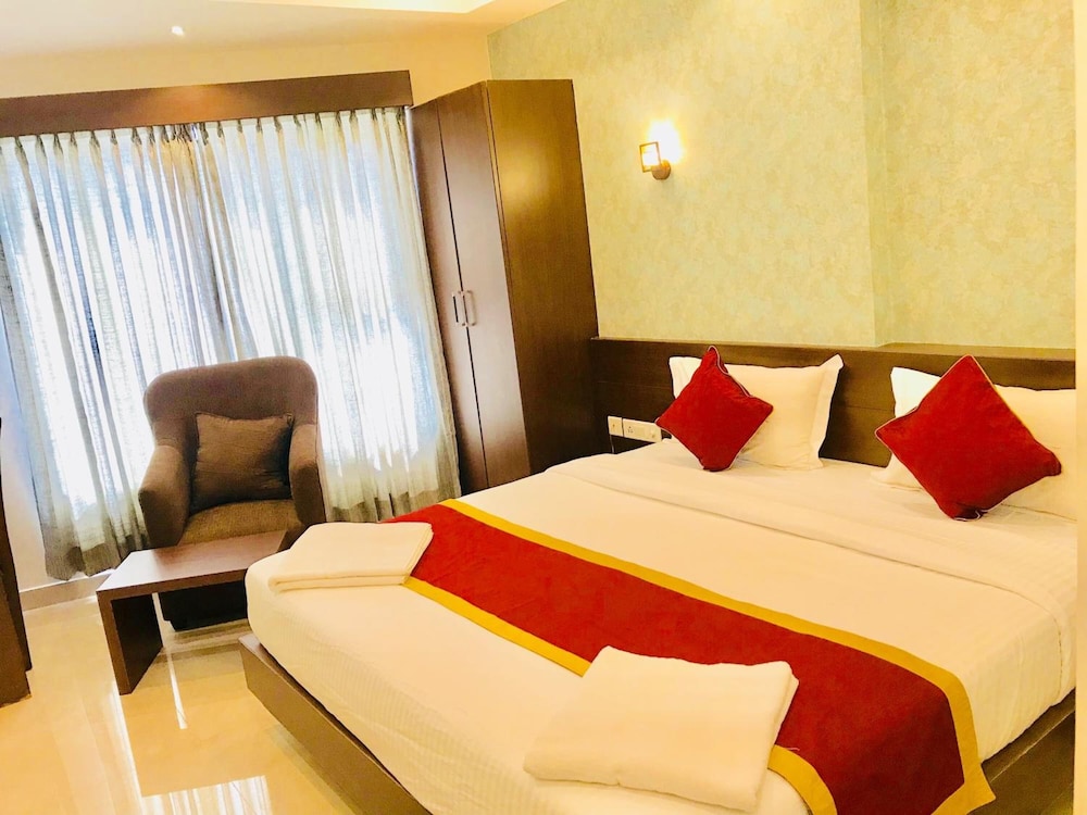Regalia Inn & Suites 11/37