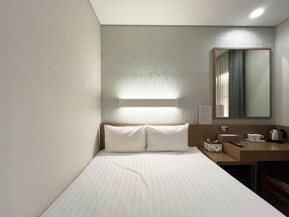 Business, Double Bed, No Window, Mohenic Hotel Seoul Myeongdong 5/10