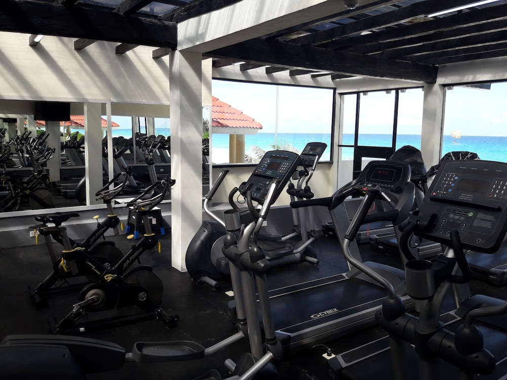 Secrets Mirabel Cancun Resort & Spa - Adults Only 30/50