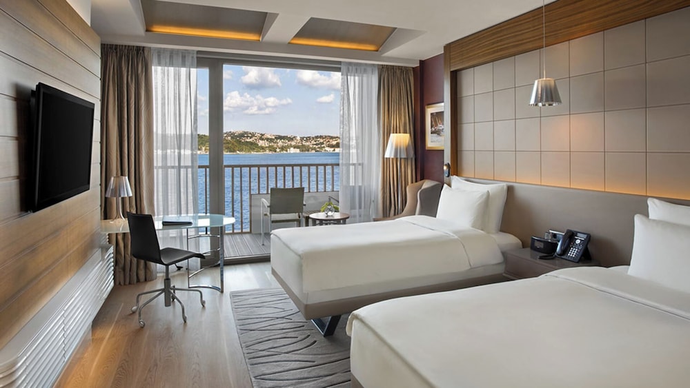 Deluxe, Twin Beds, Bosphorus View