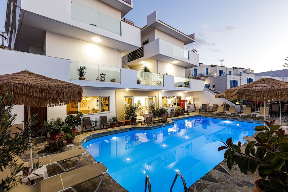 Kasteli Studios and Apartments 2/49
