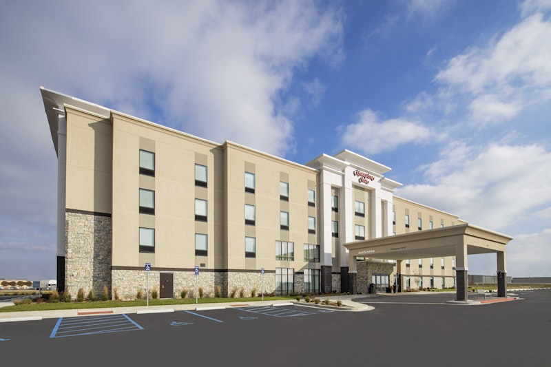 Hampton Inn Sikeston 4/43
