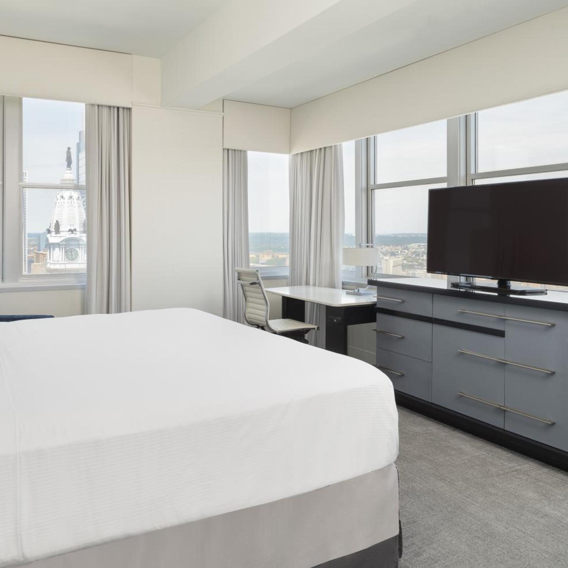 Grand, King Bed, High Floor