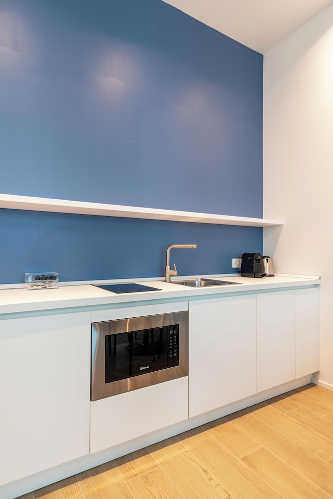 easyhomes - City Centre Suites 4/50