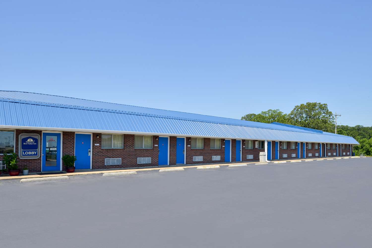 Americas Best Value Inn Sullivan 4/8