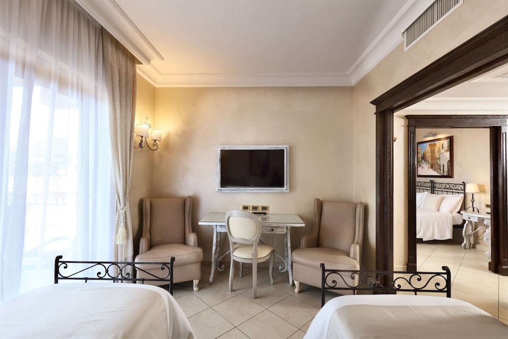 Villa Angela 24/42
