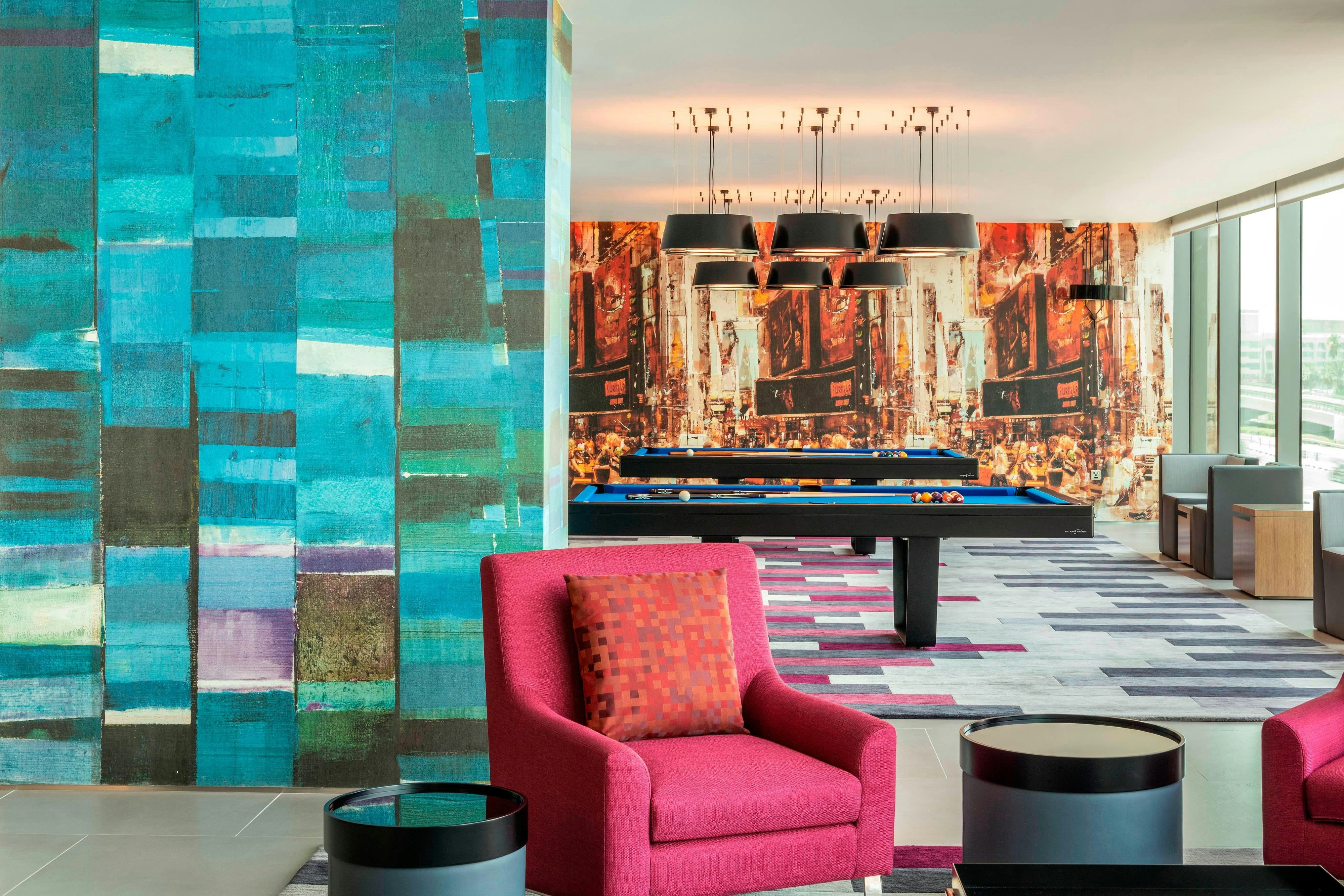 Aloft Dubai Creek 37/63
