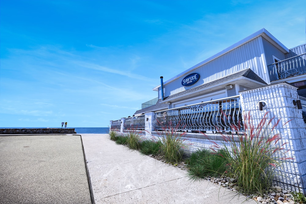 The Surfside Hotel 3/49