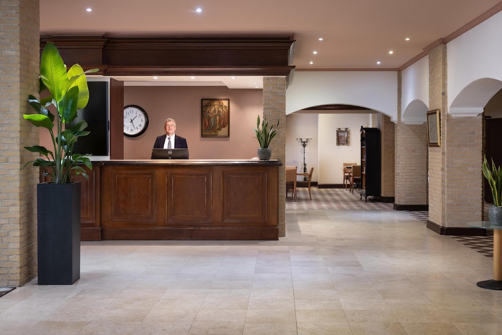 lobby