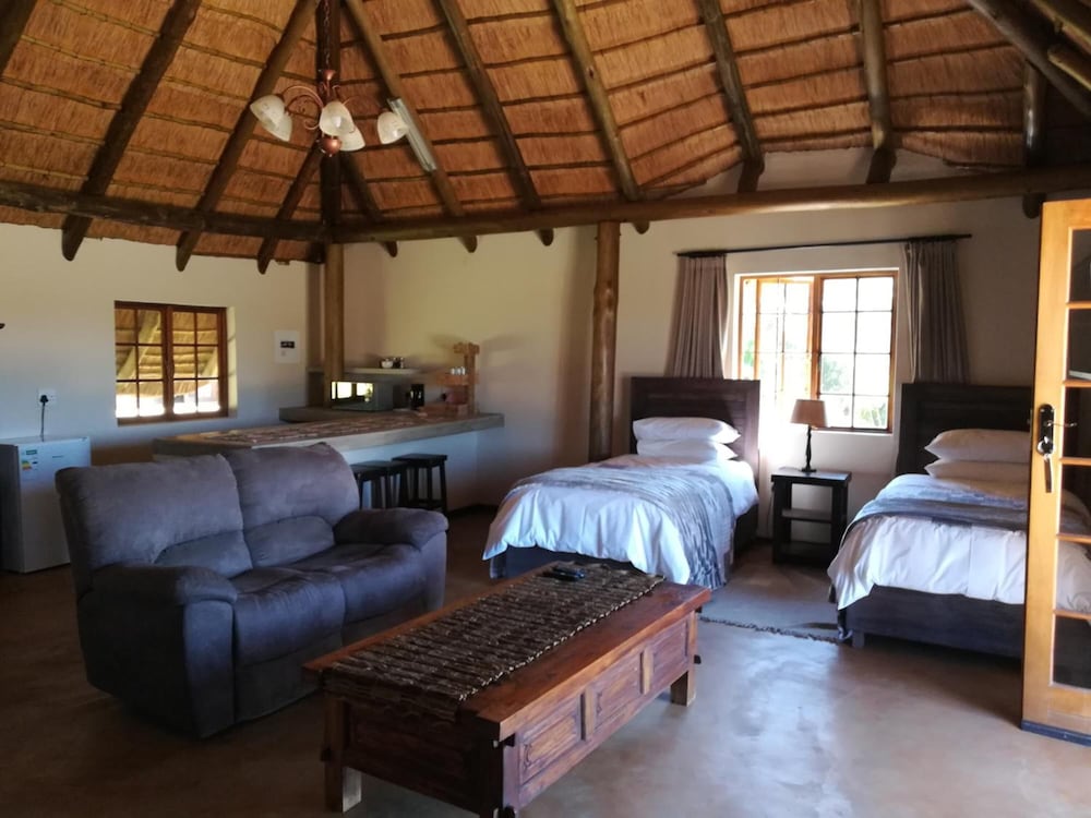 African Flair Country Lodge 10/26