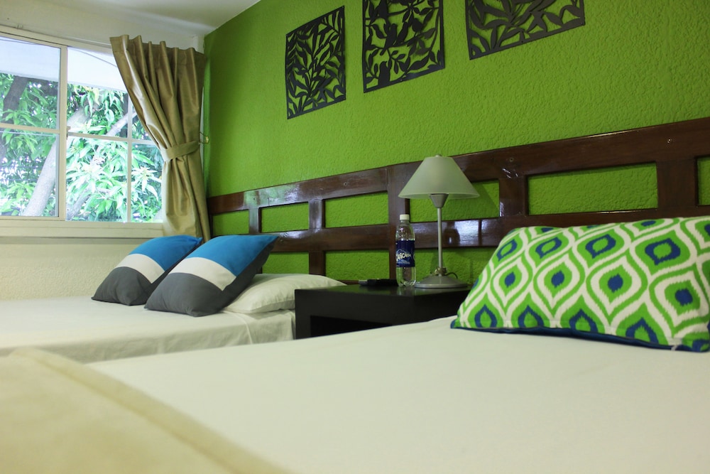 Hotel Tazumal House 42/82