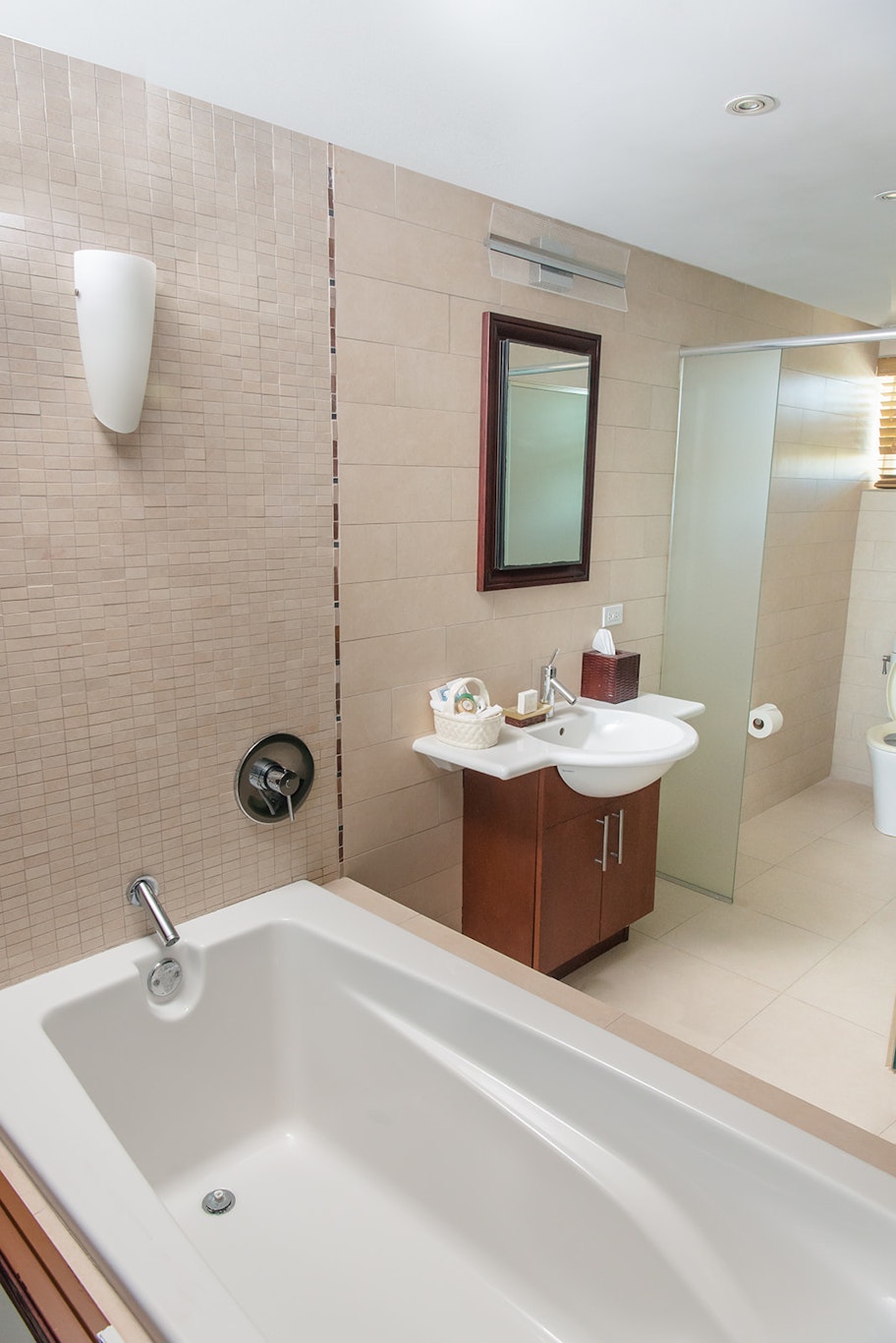 Abaco Beach Resort At Boat Harbor 100/100