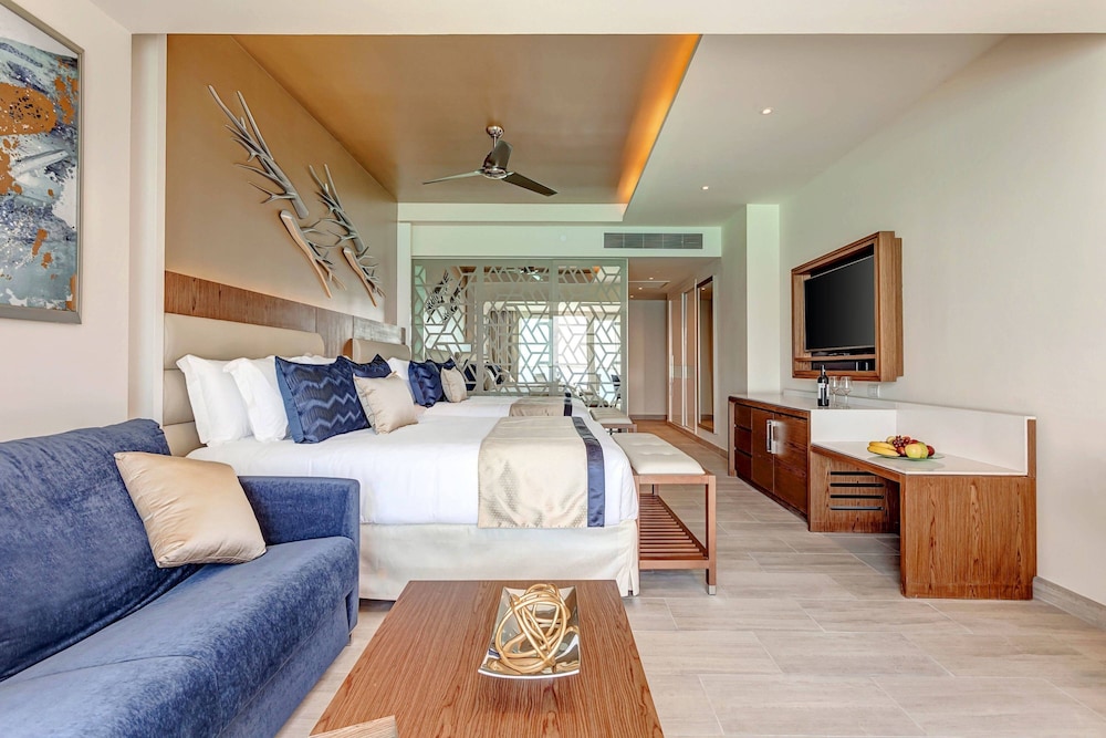 Royalton CHIC Cancun, An Autograph Collection (ex Royalton Cancun) 29/71
