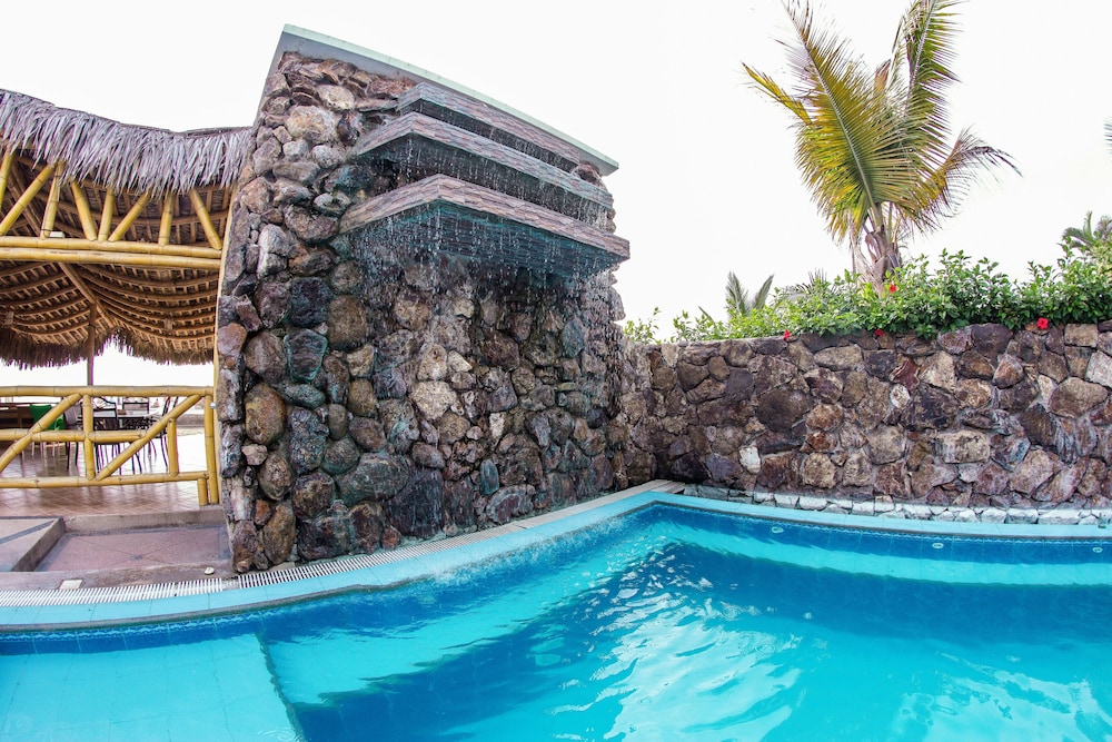 Dharma Beach Hotel 34/57