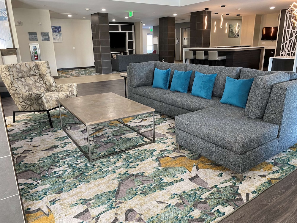 Executive Residency Antioch Inn 30/43