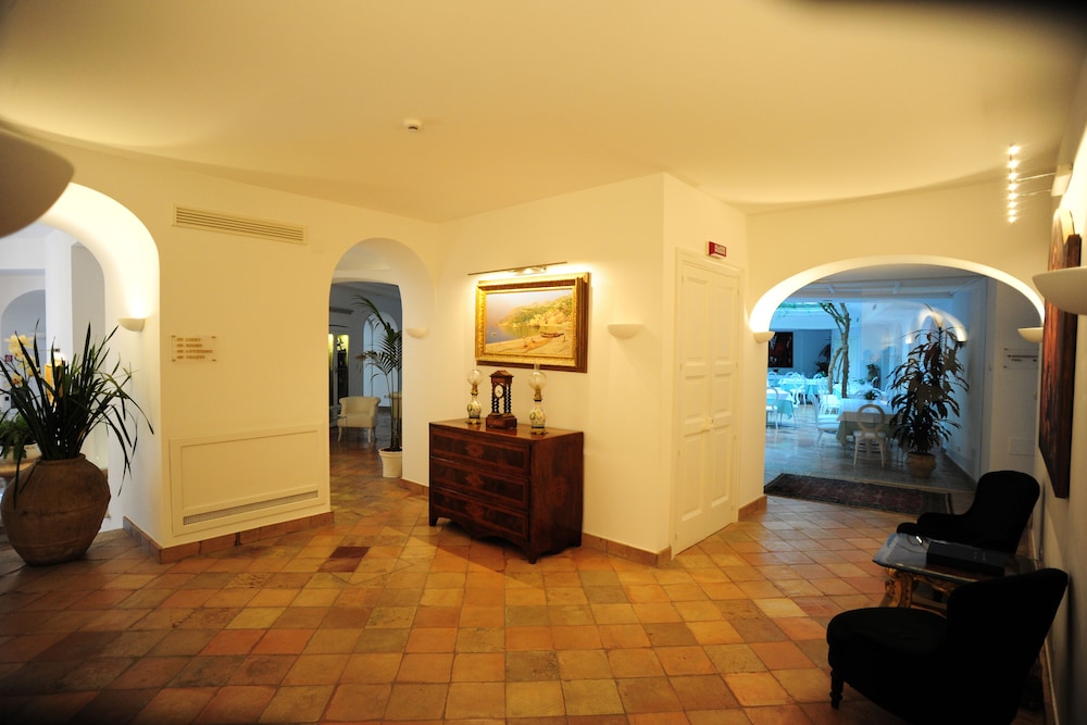 Lobby at Villa Romana Hotel & Spa, MINORI