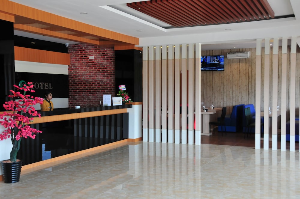 Venia Hotel 9/45