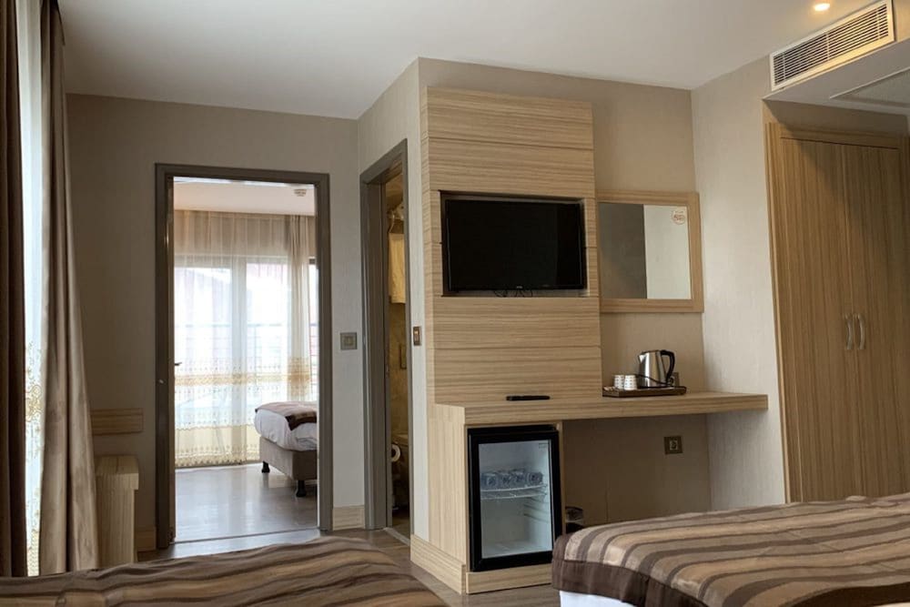 Regard Hotel 48/61