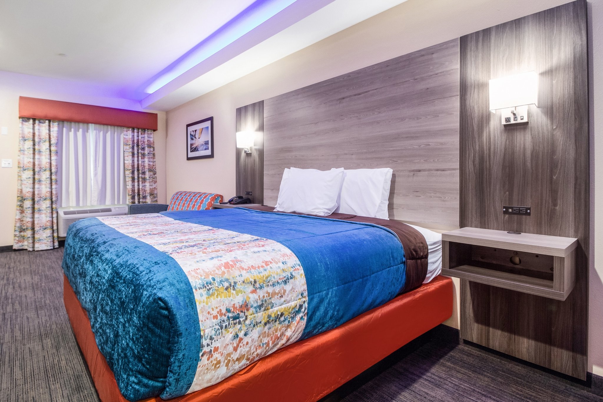 Scottish Inns and Suites Willowbrook 3/25