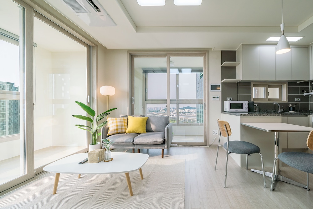 Urbanstay Incheon Songdo 35/47