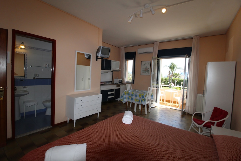 Residence Villa Giardini 38/66