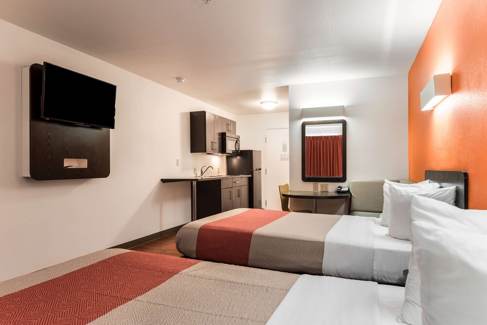 Motel6 Wilkes Barre, PA - Arena 33/51
