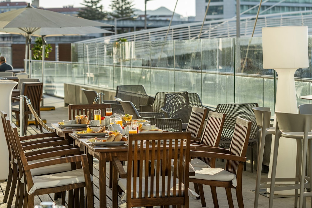 Hotel Marina Atlantico 53/74