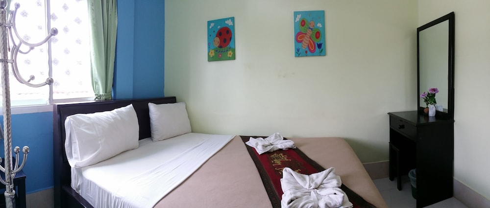 Mixay Paradise Hotel 20/78