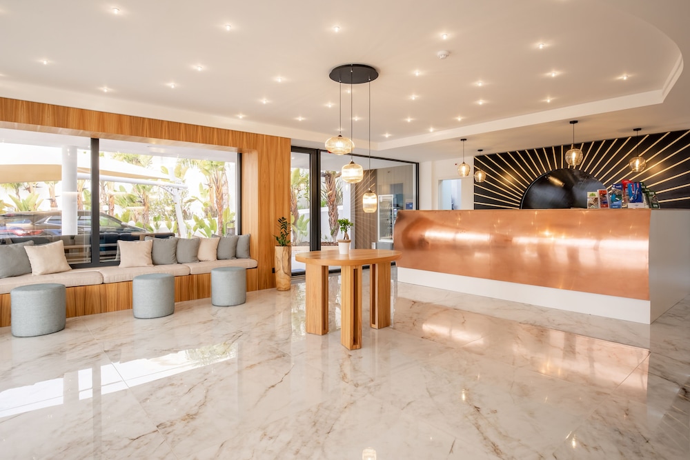 Lagos Atlantic Hotel 7/50