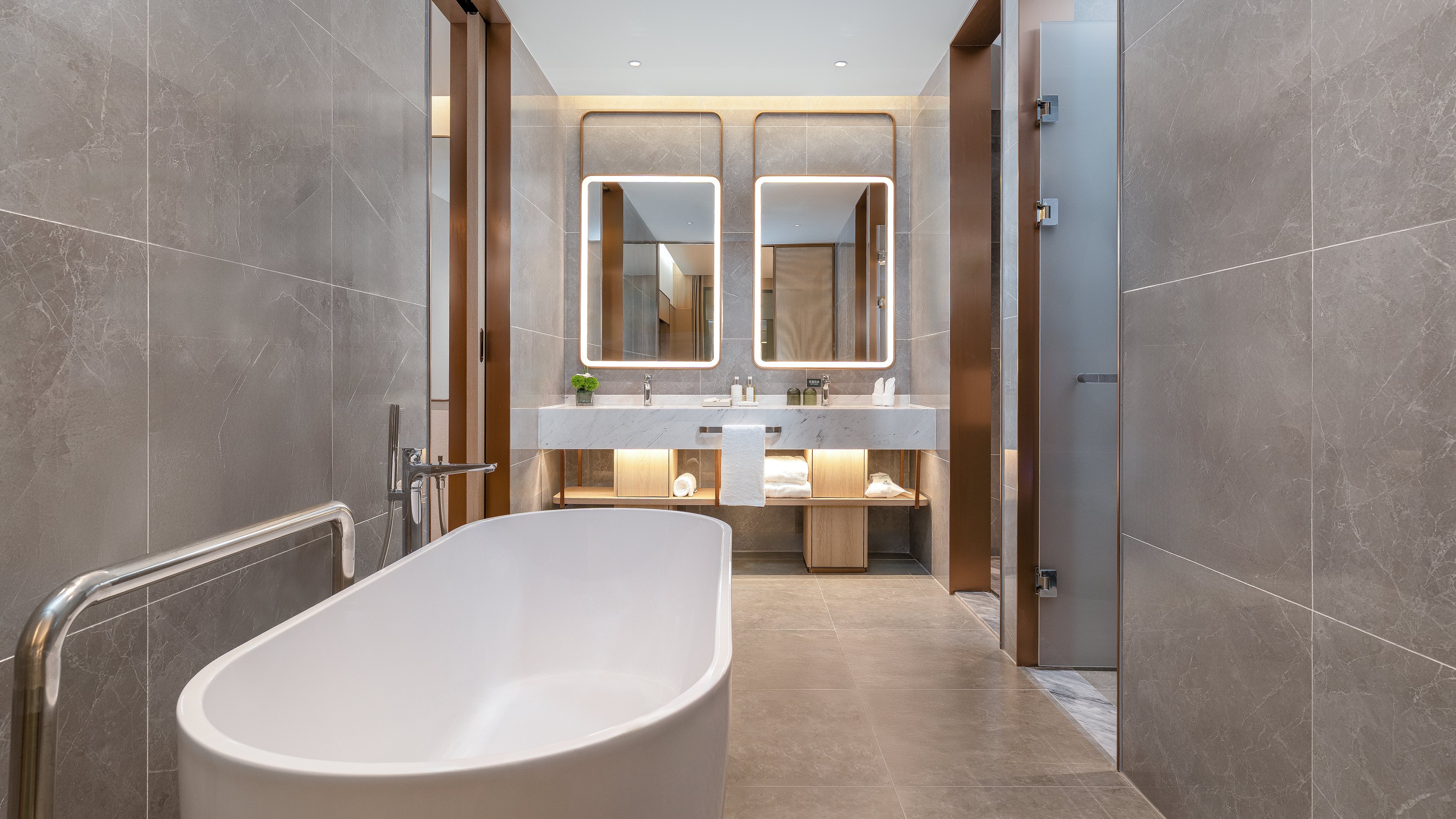 Holiday Inn Jinan Thousand Buddha Mountain By Ihg 50/50