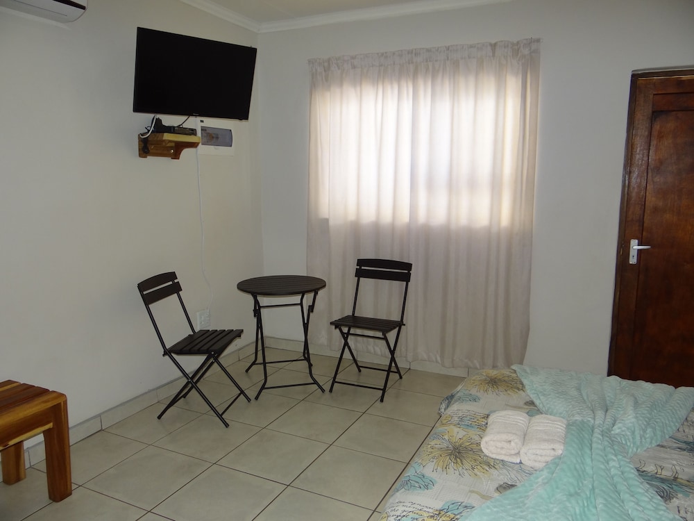 Eden Self Catering Chalets 36/50
