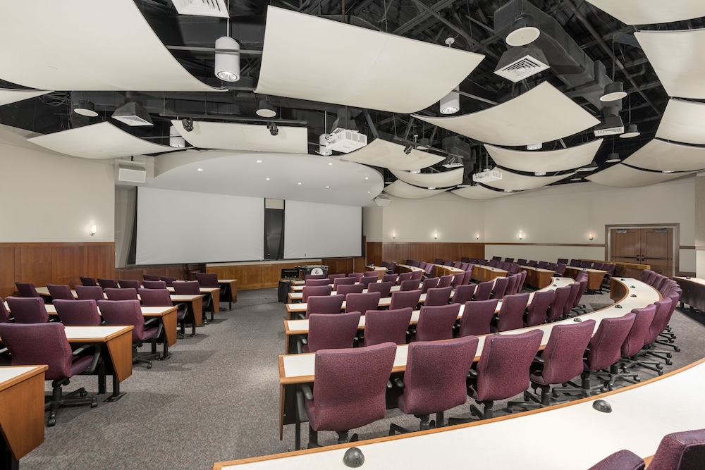 The Inn At Virginia Tech And Skelton Conference Center 36/50